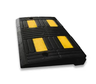 Пандус гумовий Резинопласт 325х500х52
