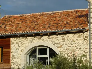 Керамическая черепица Tejas Borja Монах-монашка 51/21 Celler Manoir