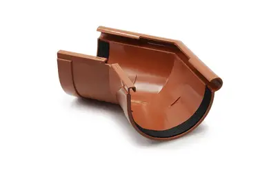 Угол желоба внешний RainWay система 130/100, 135° RAL 8004 Кирпичный