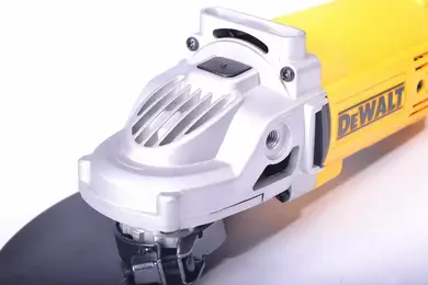 Шліфмашина кутова мережева DeWALT DWE492