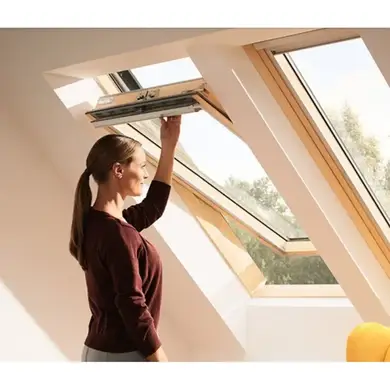 Вікно Мансардне VELUX Стандарт Плюс GLL 1061 SK06 114x118см