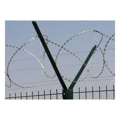Кронштейн V-образный для крепления колючей проволоки Завод Центр - Сетка Заграда Стандарт ОЦ+ППЛ RAL 6005